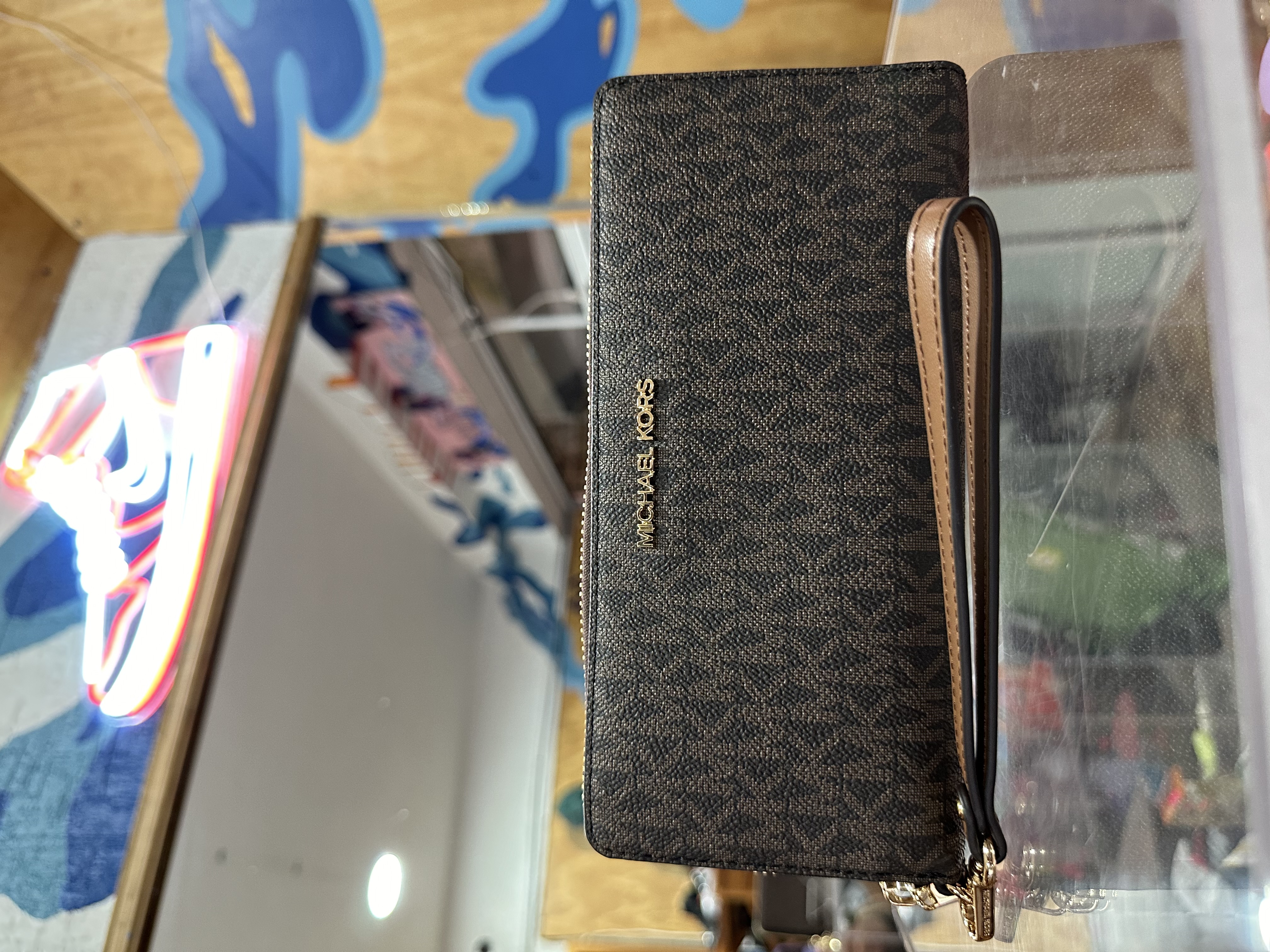Cartera Michael Kors café